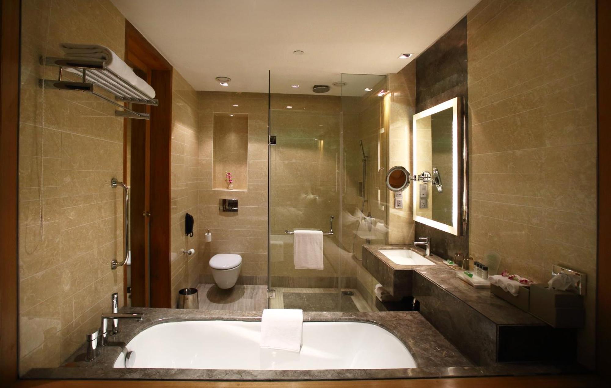 Holiday Inn New Delhi Mayur Vihar Noida By Ihg Nova Deli Exterior foto
